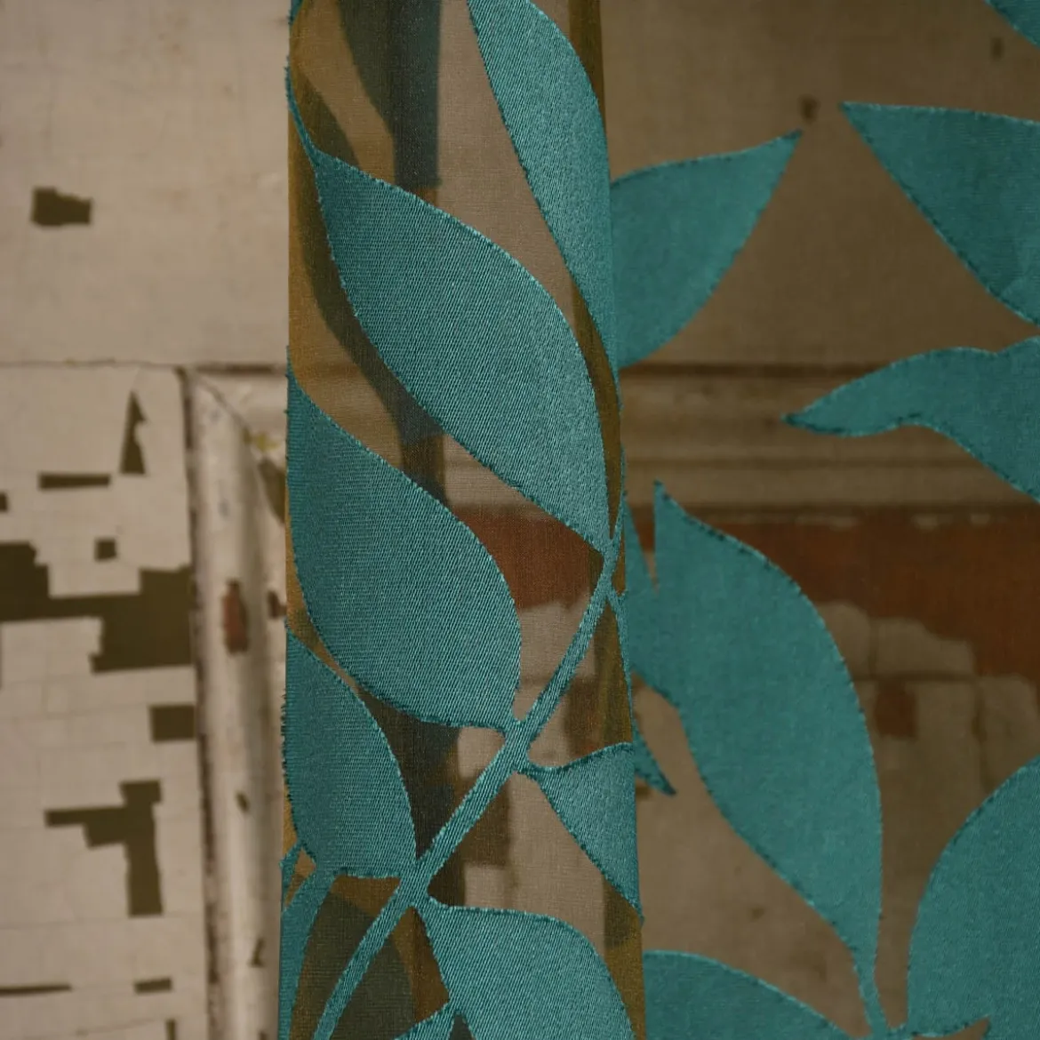 Rasch Textil Gardinenstoff Stores Ausbrenner Sri Lanka Blätter petrol bronze 300cm
