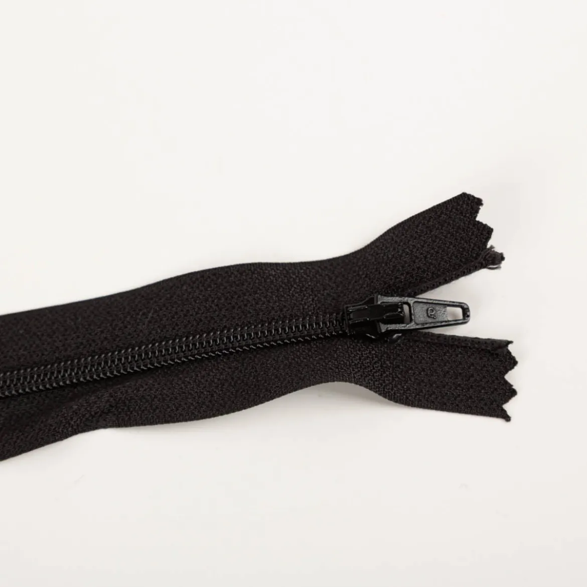 Reißverschluss Kunststoffspirale universal made in Germany 30cm Schwarz