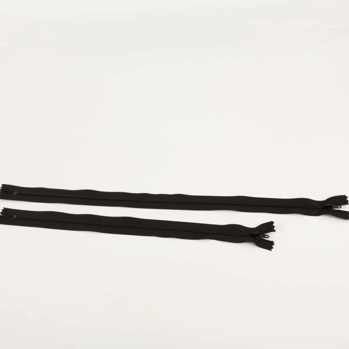 Reißverschluss Kunststoffspirale universal made in Germany 40cm Schwarz