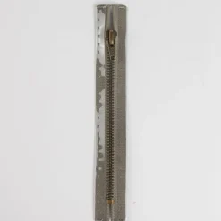 Reißverschluss M6 Typ 10 ut 18 cm am-fb Fla m-grau