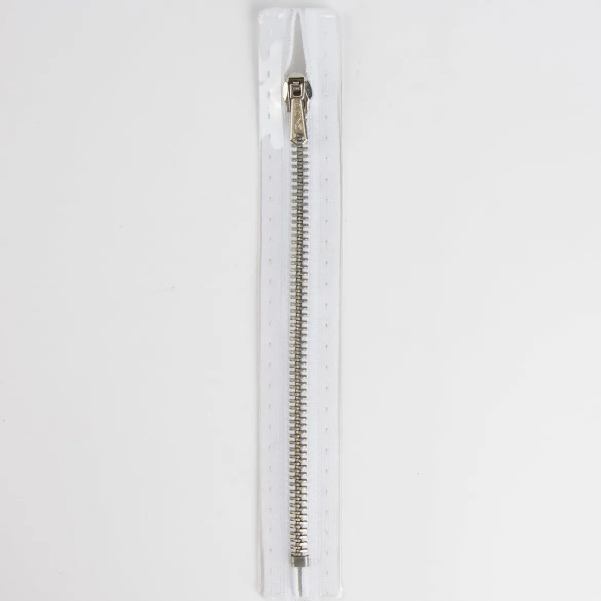 Reißverschluss M2 Typ 10 ut 18 cm si-fb Fla weiß