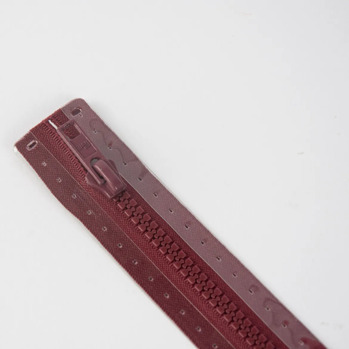 Reißverschluss S4 Profil tb 45 cm Fla burgund
