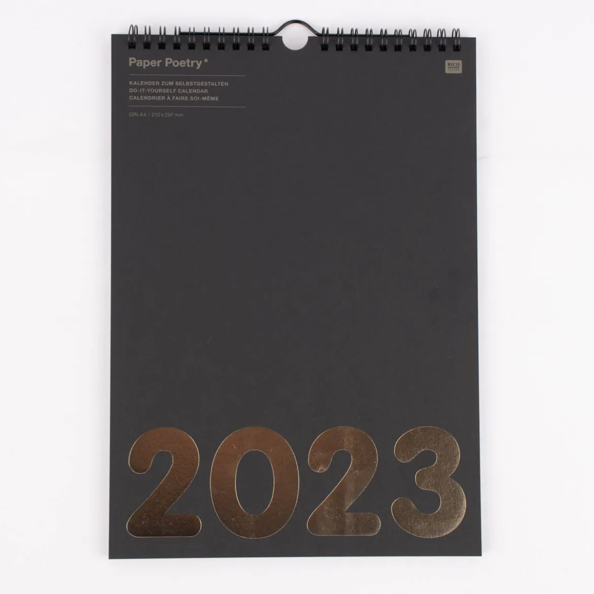 Rico Design Bastelkalender 2023 schwarz 21x29,7cm