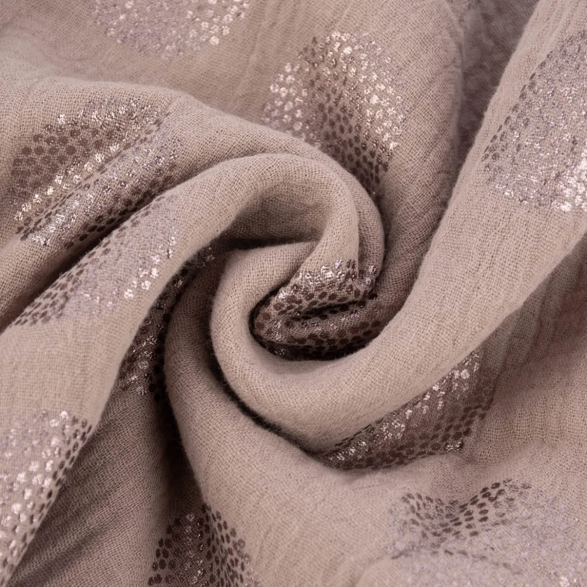 Rico Design Bekleidungsstoff Krinkel Musselin Stoffabschnitt Kirschblüten taupe metallic taupe 50x130cm