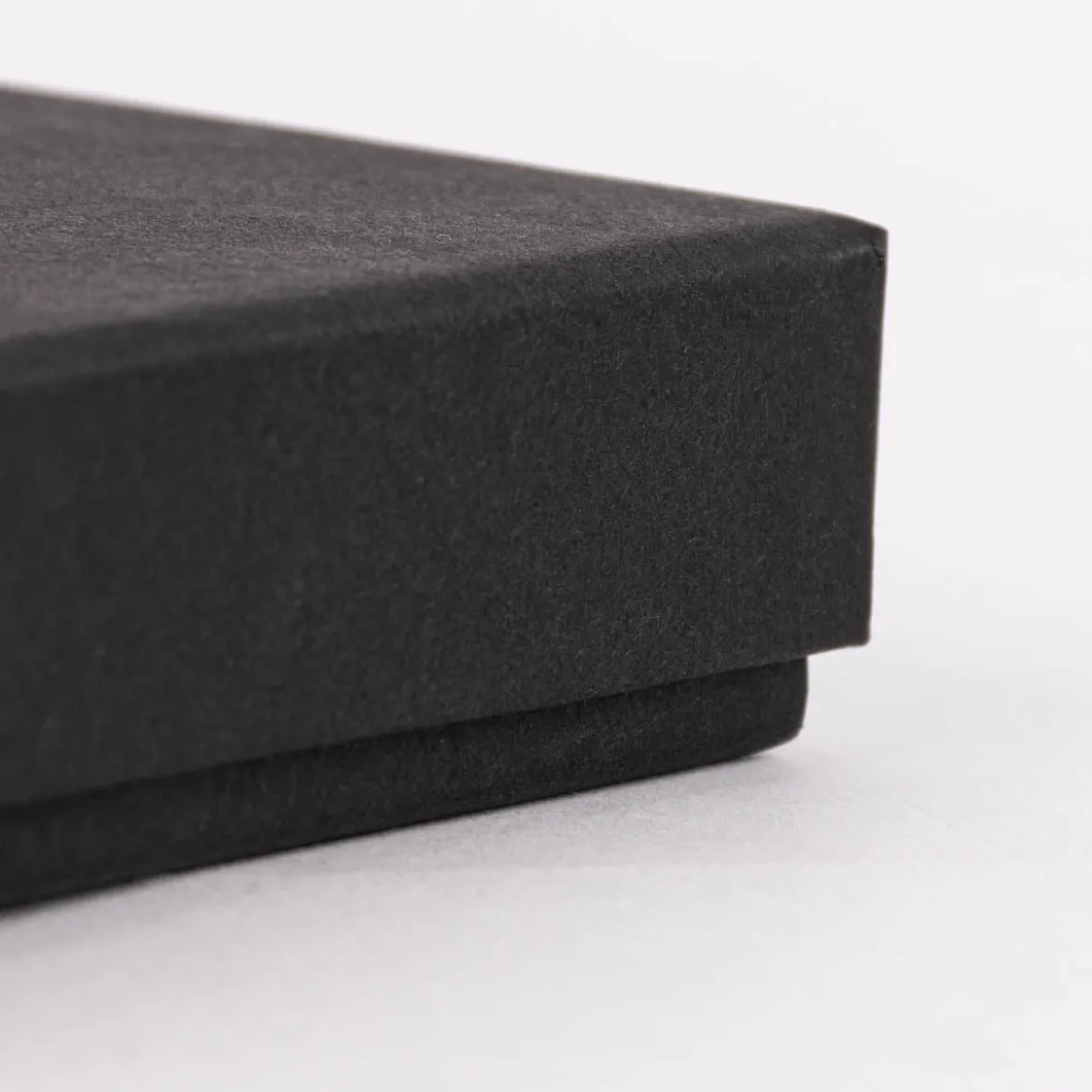 Rico Design Box mit Deckel PURE Box A5 aus Pappe schwarz 21,7x15,3x2,3cm