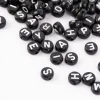 Rico Design Buchstaben Perlen Würfel 165 Stück schwarz weiß 6x6x6mm