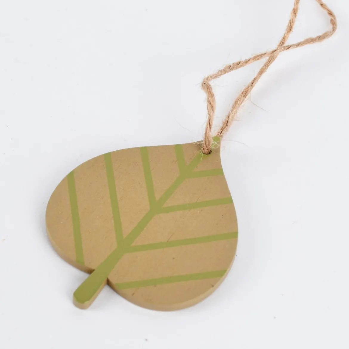 Rico Design Dekohänger Herbstblatt mit Gesicht Holz grün 5,7x7cm