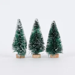 Rico Design 3er Set kleine Deko Tannen mit Schnee grün 7cm