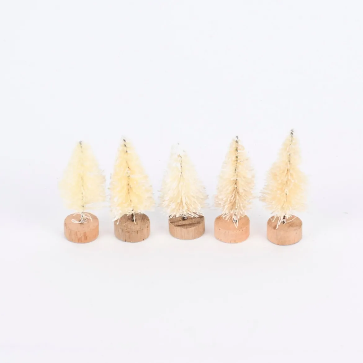 Rico Design 5er Set kleine Deko Tannen mit Schnee creme 4cm