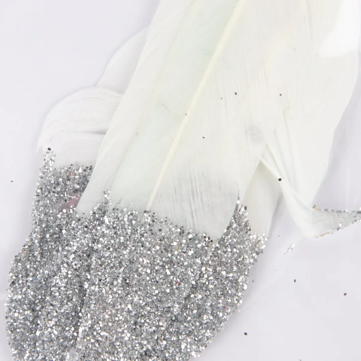 Rico Design Federn klein 6 Stück weiß silber 8cm