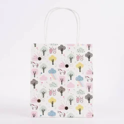 Rico Design Geschenktüte mittel Wonderland Hase Einhorn pastell bunt 2 Stück 18x21x8cm
