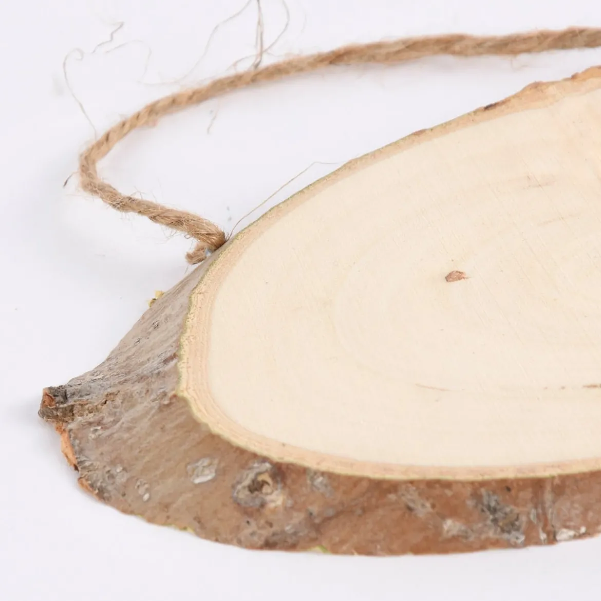 Rico Design Holzschild oval Pappelholz 14-18x7-10cm