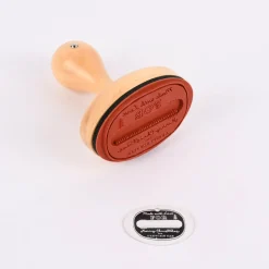 Rico Design Holz-Stempel Made with Love Merry Christmas oval