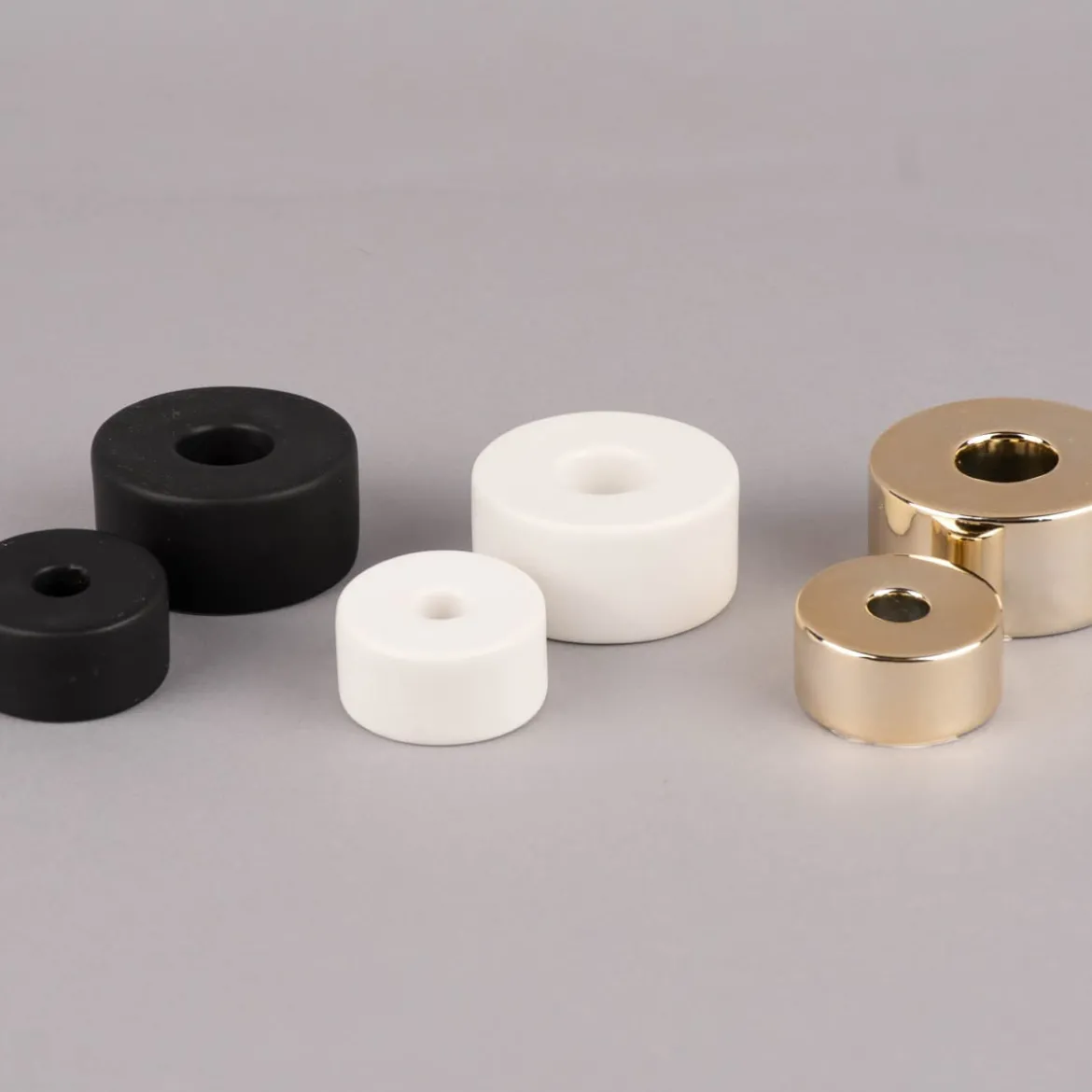 Rico Design Kerzenhalter für kleine Stabkerzen Keramik glänzend goldfarbig 2x4,5cm