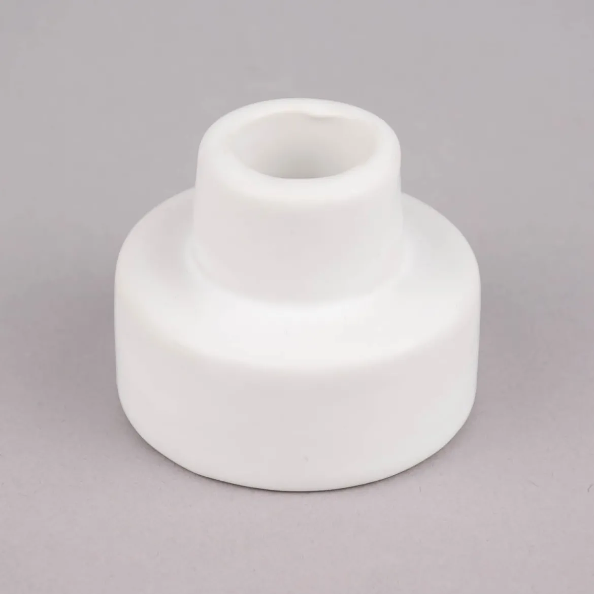 Rico Design Kerzenhalter für Stabkerzen mit hohem Fuß Porzellan matt weiß 4,5x5,5cm