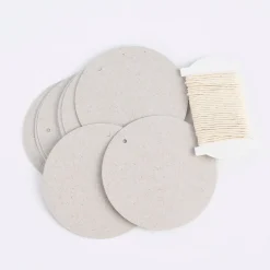 Rico Design Papieranhänger rund Graukarton 24 Stück 6,3cm