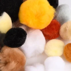 Rico Design Pompon Set 50 Stück verschiedene Farbtöne und Größen