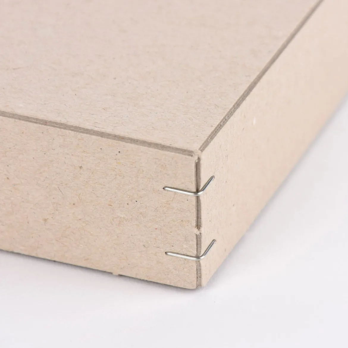 Rico Design Ritzschachtel quadratisch Graupappe 13x13x3,5cm