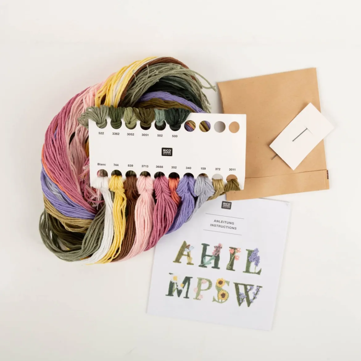 Rico Design Stick & Stitch 56 x Blumenalphabet Stickvlies und Stickgarne