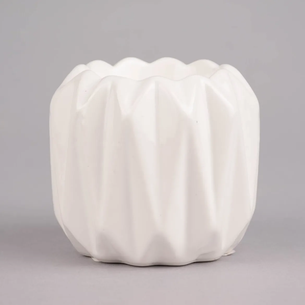 Rico Design Teelichthalter Kerzenhalter geometrisch Porzellan glänzend weiß 8x8cm