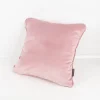 Samtkissen LeVelvet mit Kederumrandung und Federfüllung rosa 50x50cm von SCHÖNER LEBEN.