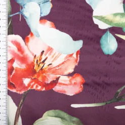 Samtstoff Blumen mauve grün – Digitaldruck mit leuchtendem Design