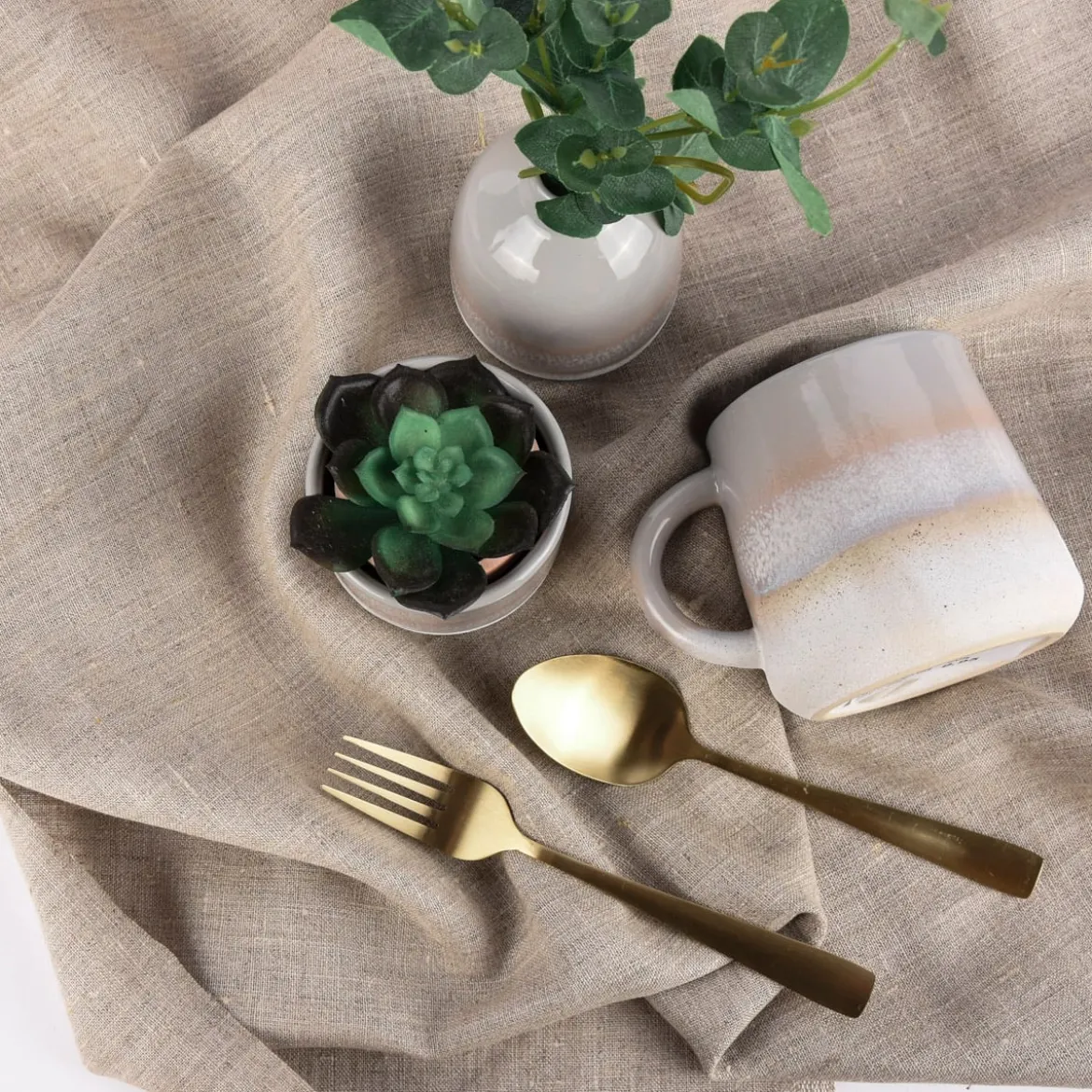 Sass & Belle Tasse Mojave glasiert Steinzeug grau weiß 350ml