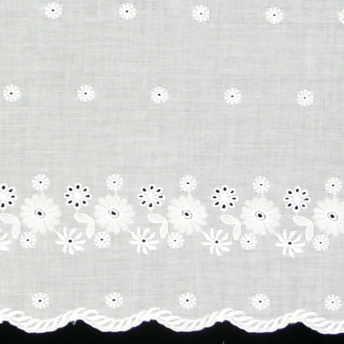 Scheibengardine Batist mit Lochstickerei Blumen weiß 27cm hoch