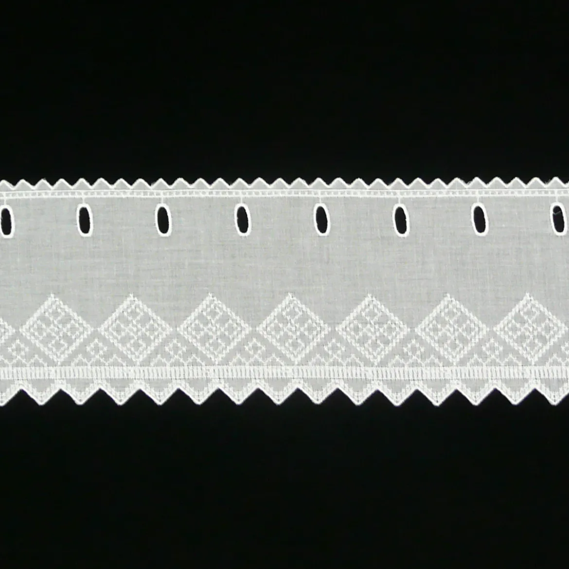 Scheibengardine Batist mit Rauten Stickerei weiß 17cm hoch
