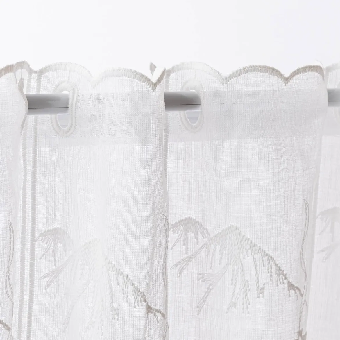 Scheibengardine Stickerei Leinenoptik nähfrei Winterhaus wollweiß 30cm Höhe