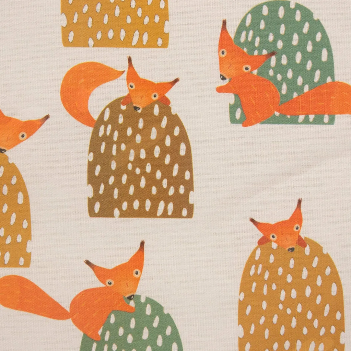 SCHÖNER LEBEN. Kissenhülle Eichhörnchen Hügel mint braun ocker orange verschiedene Größen