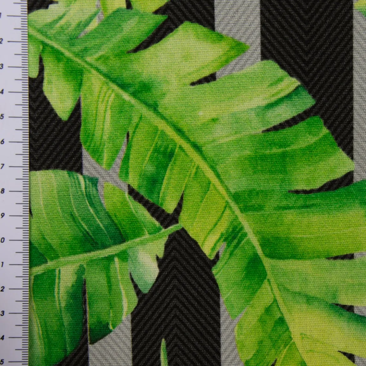 SCHÖNER LEBEN. Kissenhülle Outdoor Palmen-Blätter grün schwarz grau verschiedene Größen