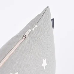 SCHÖNER LEBEN. Kissenhülle Twinkle Sterne grau weiß 30x50cm