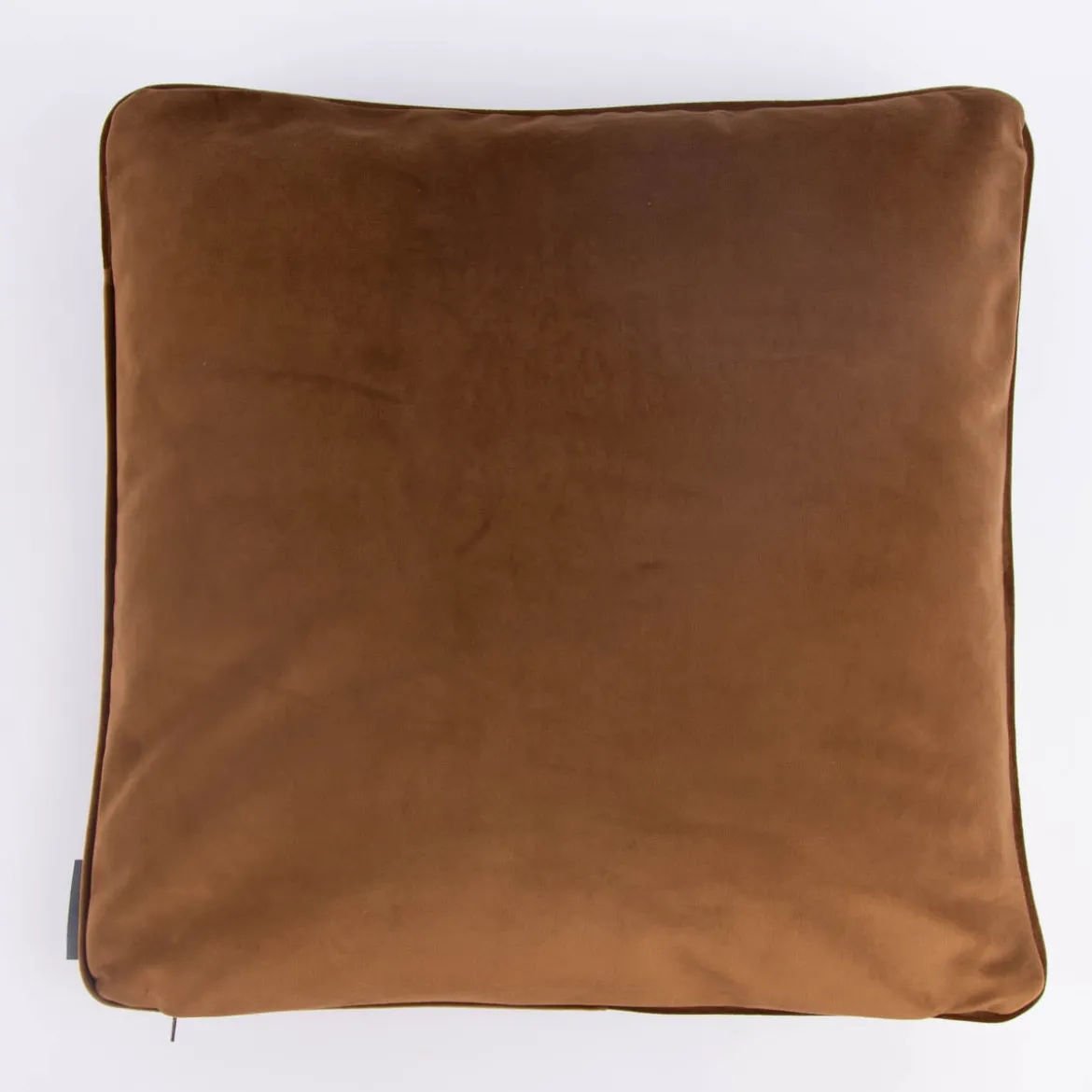 SCHÖNER LEBEN. Samtkissen mit Kederumrandung und Federfüllung cognac 70x70cm