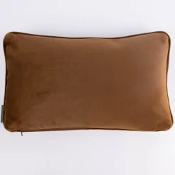 SCHÖNER LEBEN. Samtkissen mit Kederumrandung und Federfüllung cognac 30x50cm