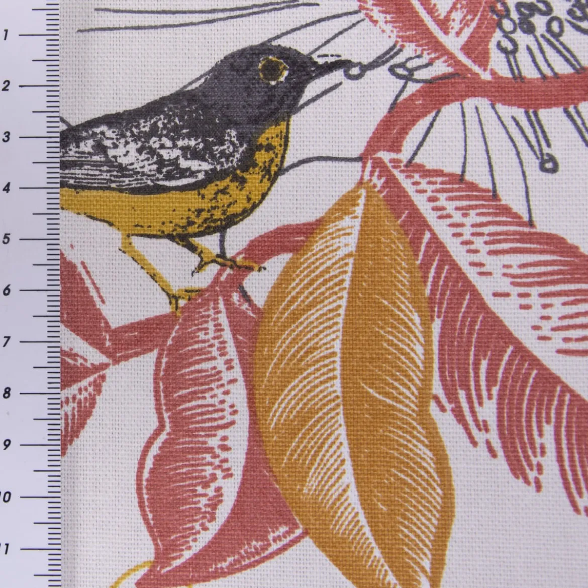 SCHÖNER LEBEN. Tischdecke DIVALI Blumen Blüten Blätter Vogel weiß grau gelb rot verschiedene Farben