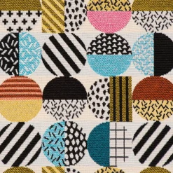 SCHÖNER LEBEN. Tischdecke geometrisch Kreise weiß schwarz bunt verschiedene Größen