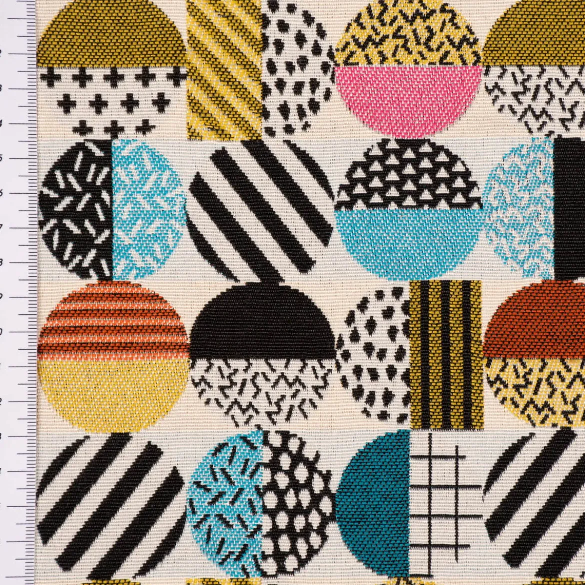 SCHÖNER LEBEN. Tischdecke geometrisch Kreise weiß schwarz bunt verschiedene Größen