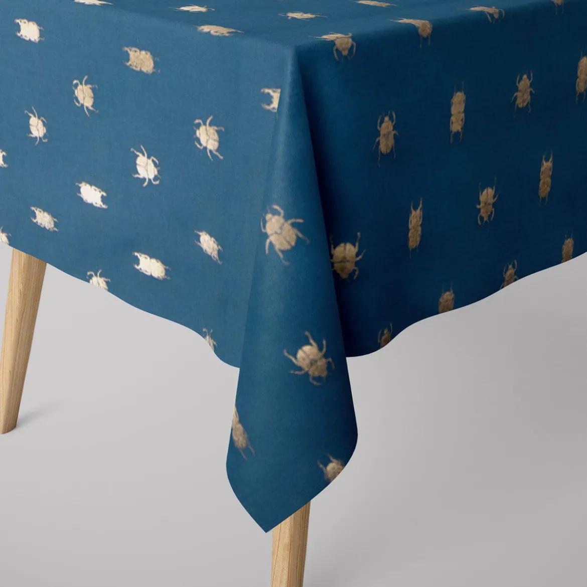 SCHÖNER LEBEN. Tischdecke Käfer blau gold metallic verschiedene Größen