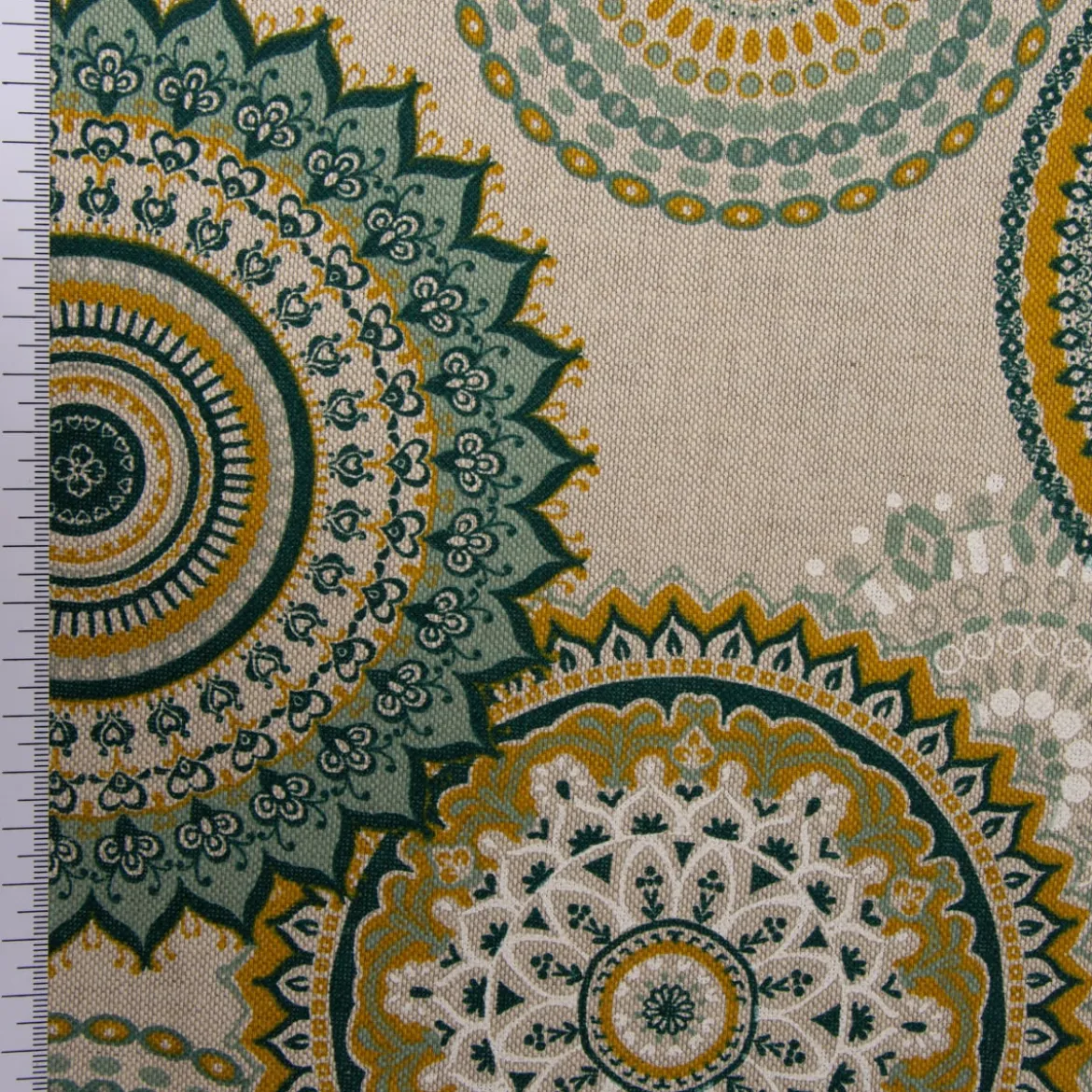 SCHÖNER LEBEN. Tischdecke Mandalas natur grün verschiedene Größen