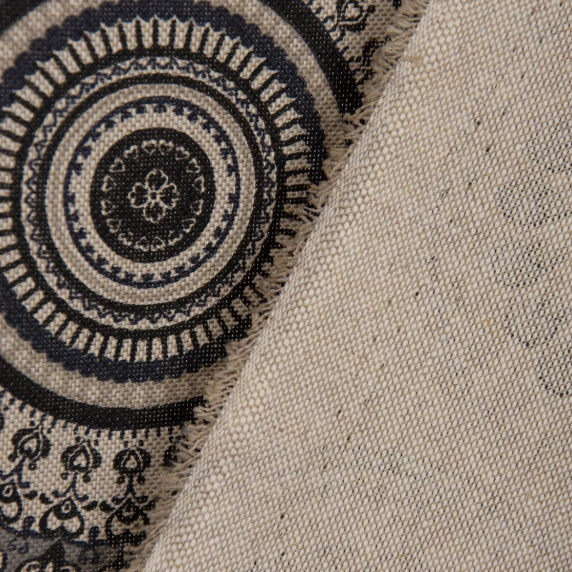 SCHÖNER LEBEN. Tischdecke Mandalas natur grau verschiedene Größen