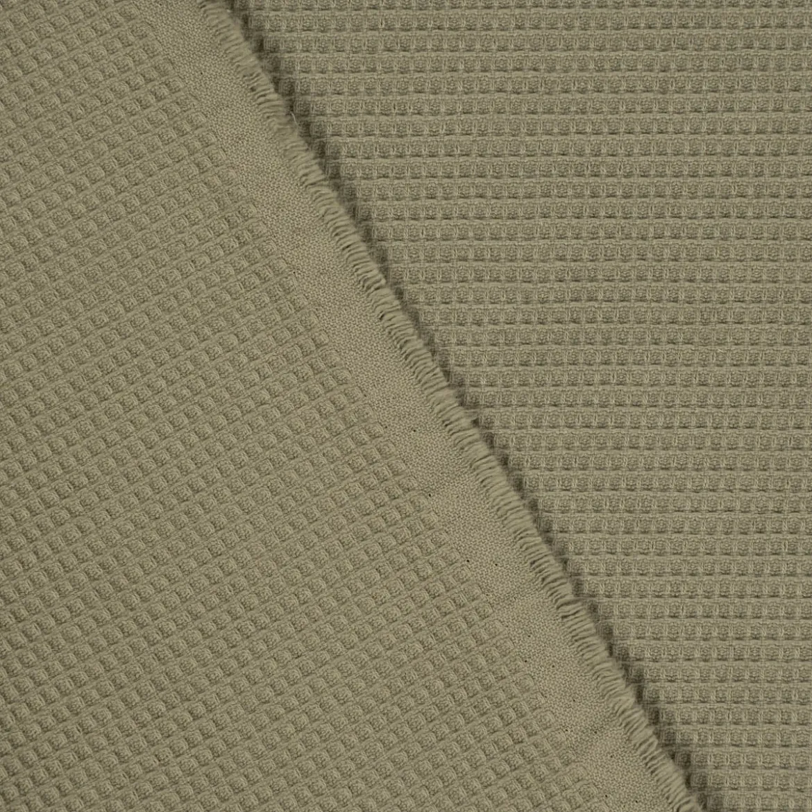 SCHÖNER LEBEN. Tischdecke Waffelrelief Kästchenstruktur uni khaki-grün verschiedene Größen