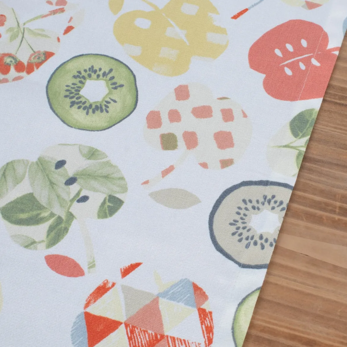 SCHÖNER LEBEN. Tischläufer Bramley Apfel Kiwi weiß rot grün beige 40x160cm