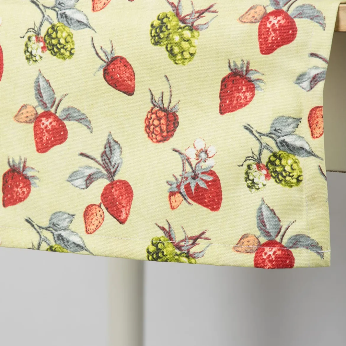 Schöner Leben Tischläufer Erdbeeren Brombeeren grün rot 40x160cm