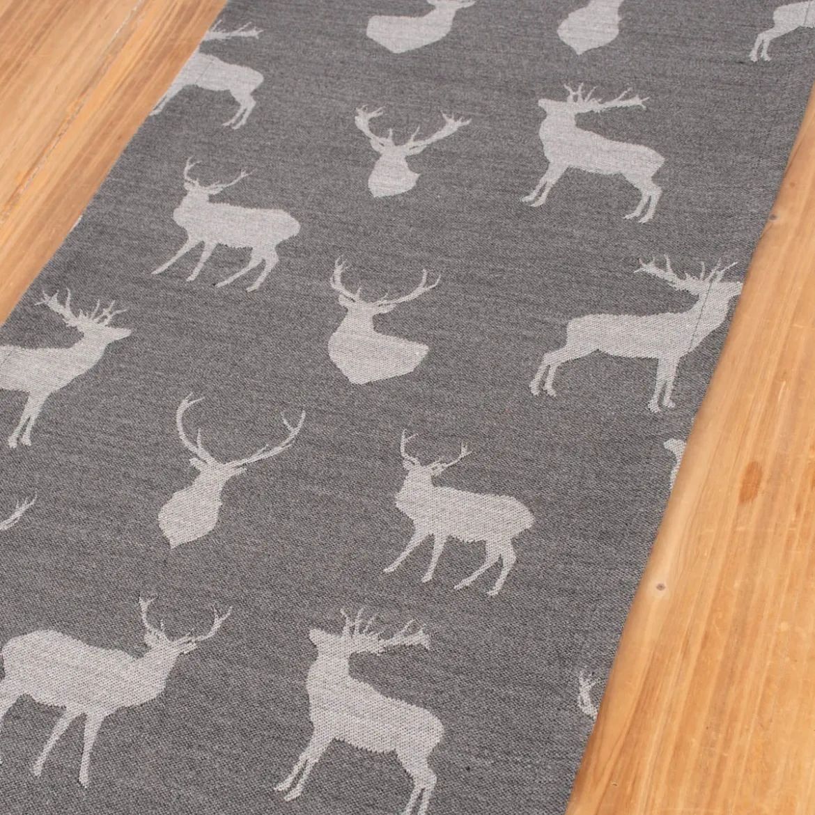 SCHÖNER LEBEN. Tischläufer Jacquard Cosy mit Hirschen dunkelgrau grau 40x160cm