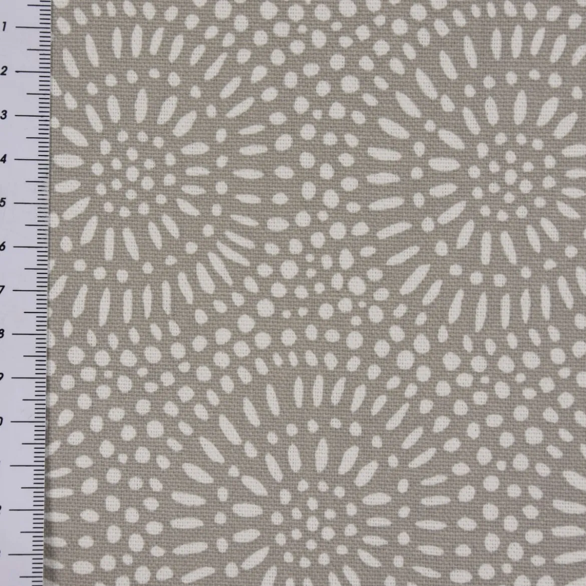 SCHÖNER LEBEN. Zugluftstopper Whirl Pebble Mandalas Kreise grau wollweiß verschiedene Größen