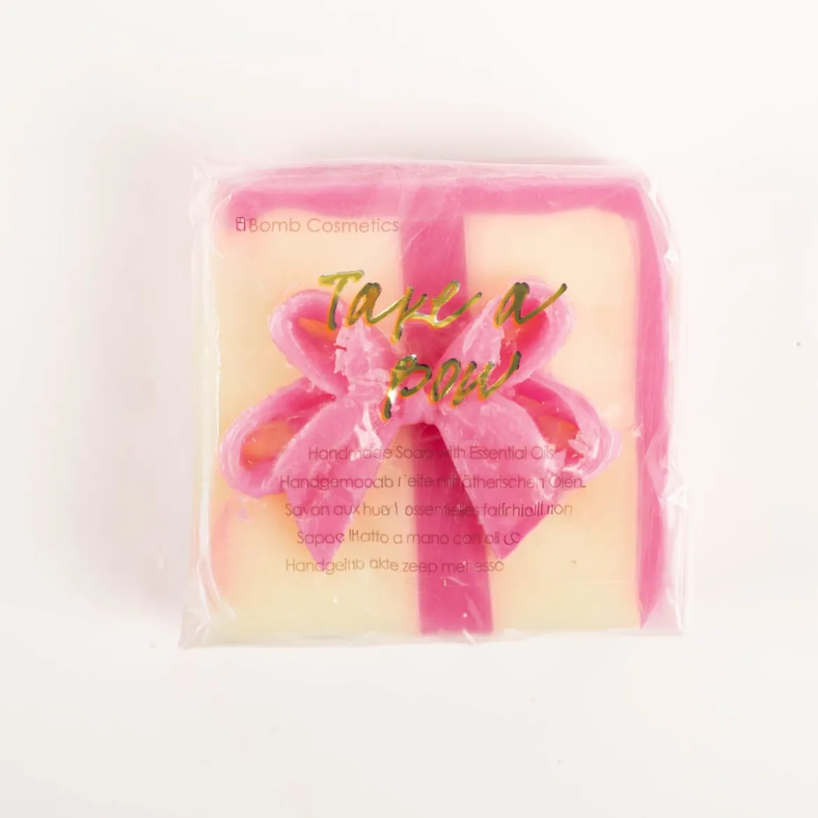 Seife Take A Bow Soap Glühweinduft handgemacht 100gr von Bomb Cosmetics