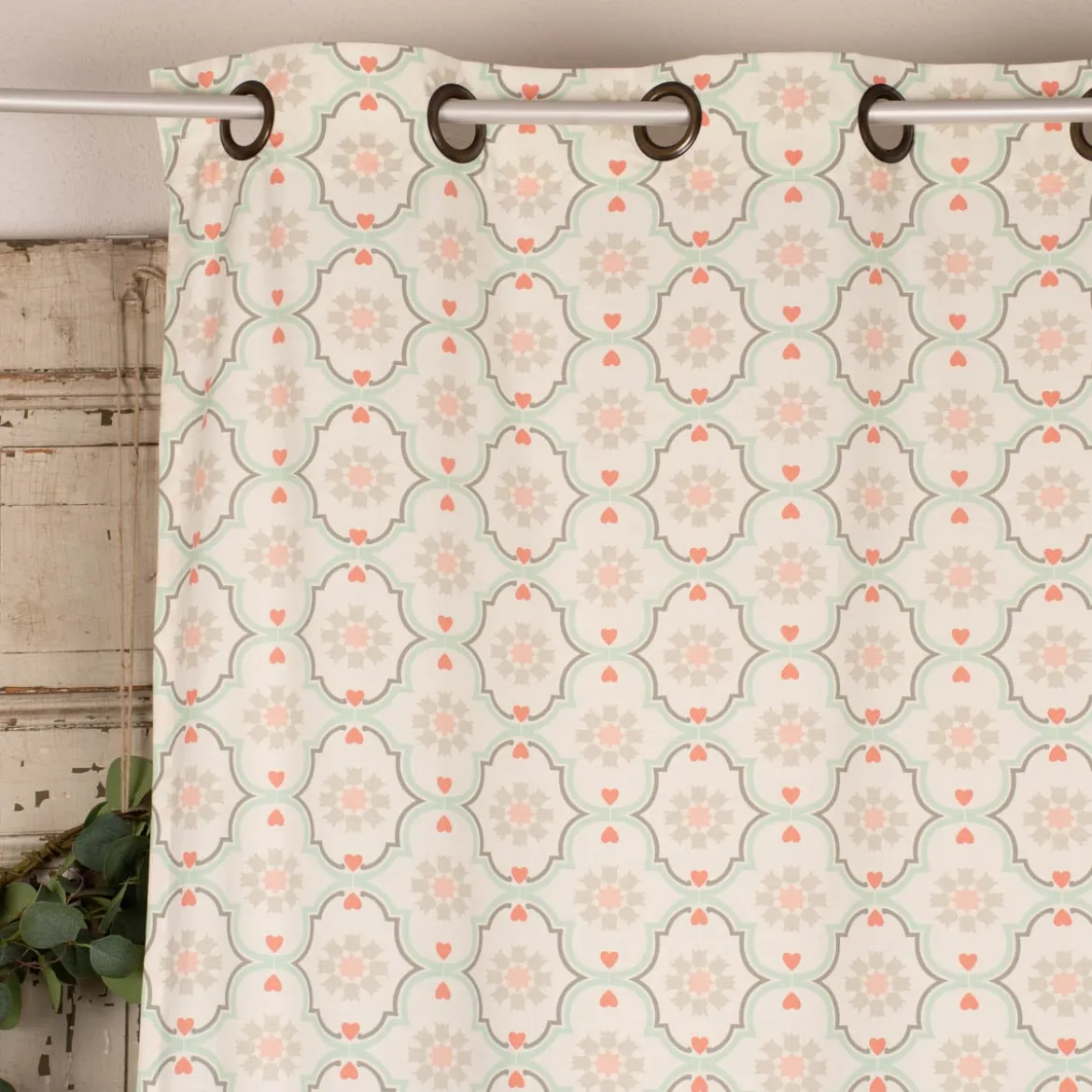 Ösengardine Hanna aus Baumwolle Ornamente weiß mint grau 140x245cm