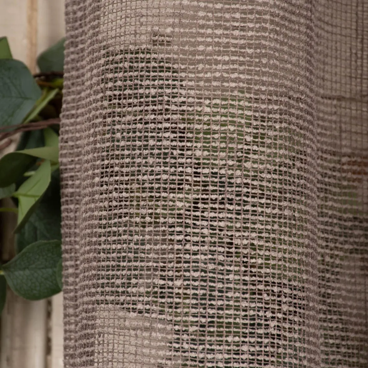 Ösengardine Netzstruktur gestreift taupe 140x245cm