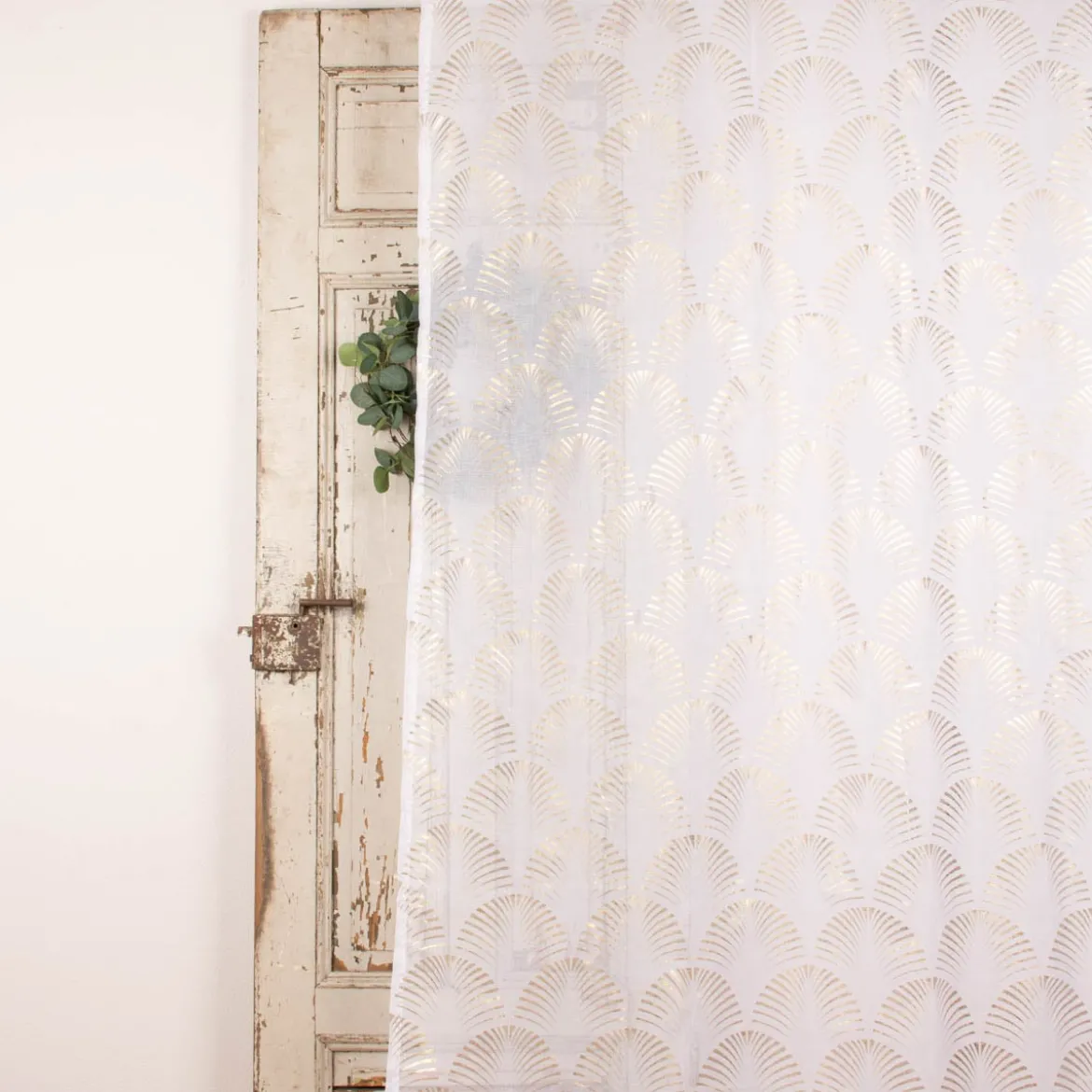 Ösengardine Reliefdruck Ornamente Bögen offweiß goldfarbig 140x260cm